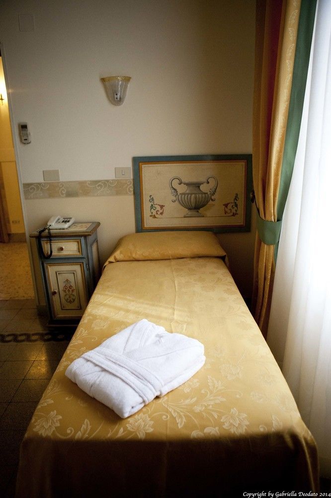 Hotel Infinito - Gruppo Blam Hotels Rome Extérieur photo